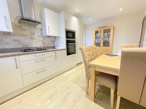 SPRINGFIELD MEADOWS- click for photo gallery